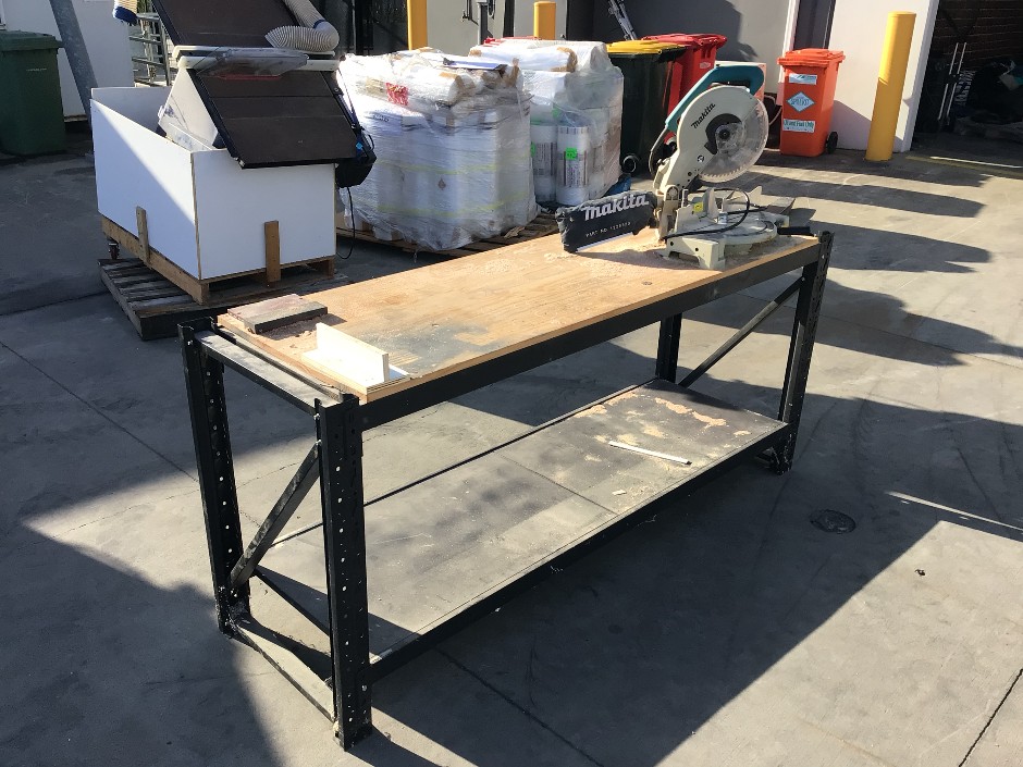 Industrial Work Bench W/ Makita Power Saw