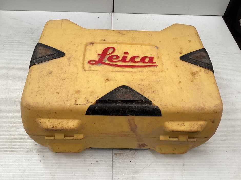 <p>Leica Rugby 610 Rotary Laser Level Carry Case</p>
