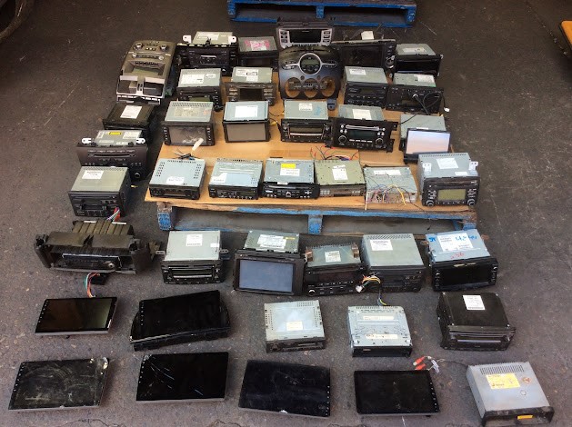 TOYOTA Mixed Brand and Model Car Stereo Unit