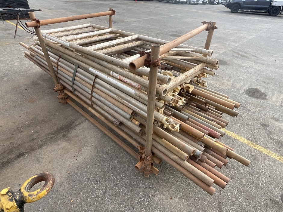 <p>Cradle of Scaffolding Tubes</p>