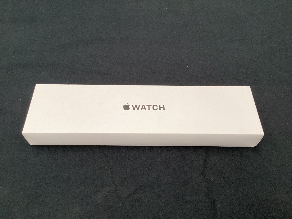 Apple Watch SE 44mm Space Grey Aluminium Black Sport Band Cellular Smart