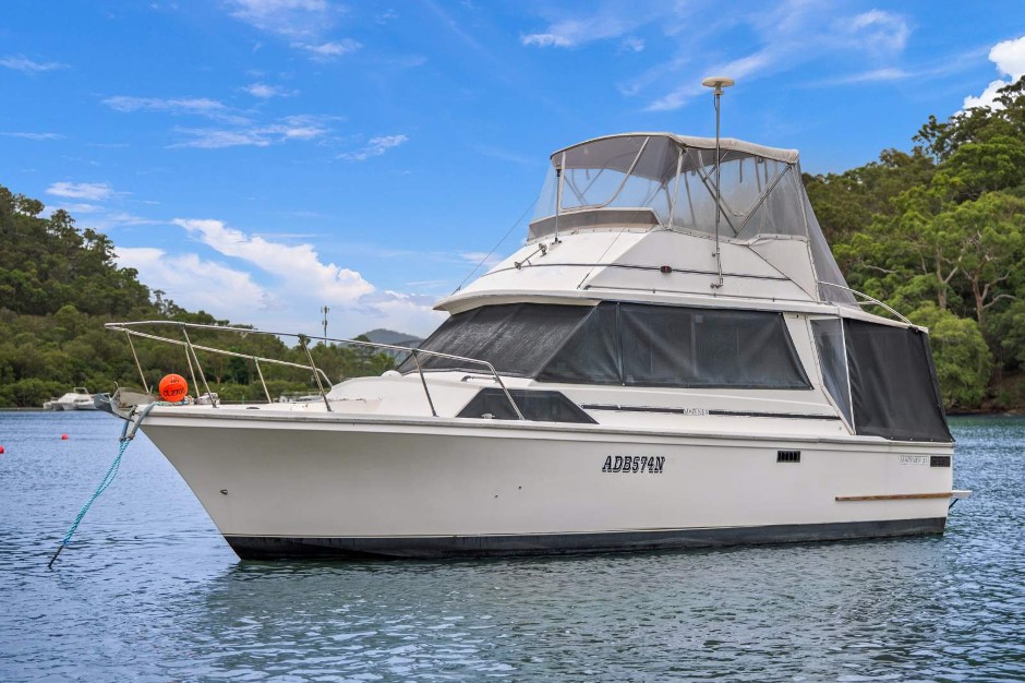 <p>Mariner 31 Flybridge</p>