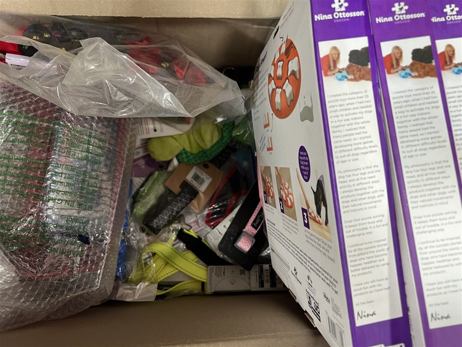 Box Of Assorted Pet Products. NB: Photo as is. Some Not in Original Packagi