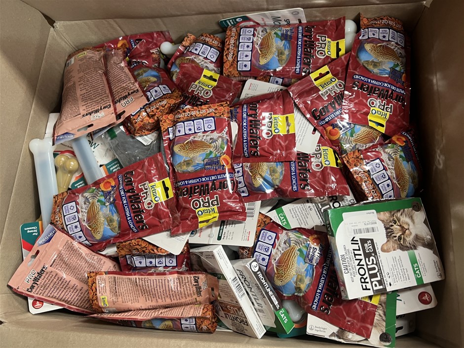 25 x Assorted Pet Products. NB: Photo as is. Some Not in Original Packaging