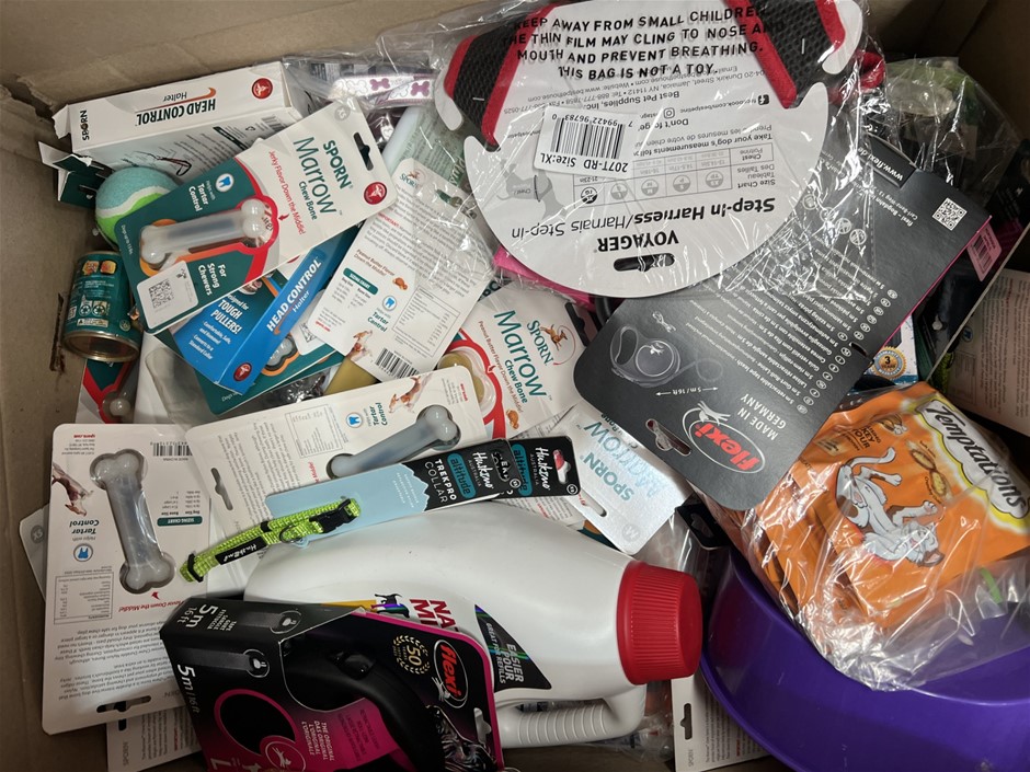 20 x Assorted Pet Products. NB: Photo as is. Some Not in Original Packaging