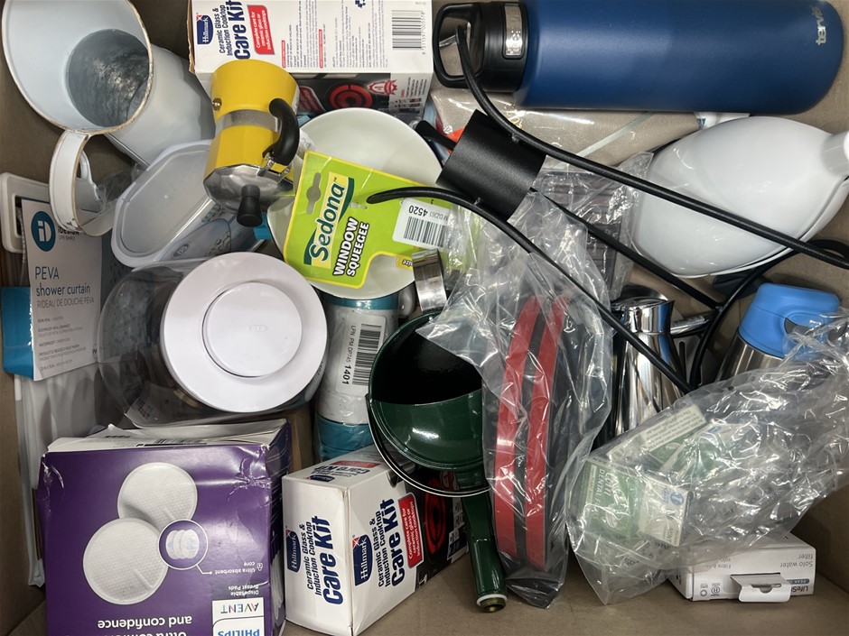17 x Assorted Home/Kitchenware Products. NB: Photo as is. Some Not in Origi
