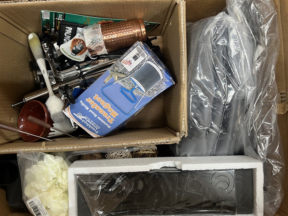 10 x Assorted Home/Kitchenware Products. NB: Photo as is. Some Not in Origi