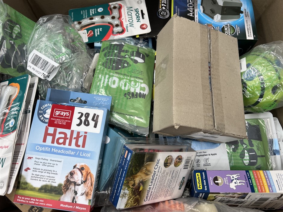15 x Assorted pet Products. NB: Photo as is. Some Not in Original Packaging