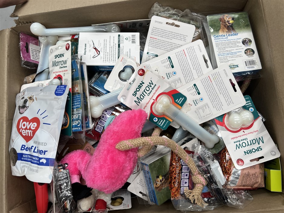 20 x Assorted pet Products. NB: Photo as is. Some Not in Original Packaging