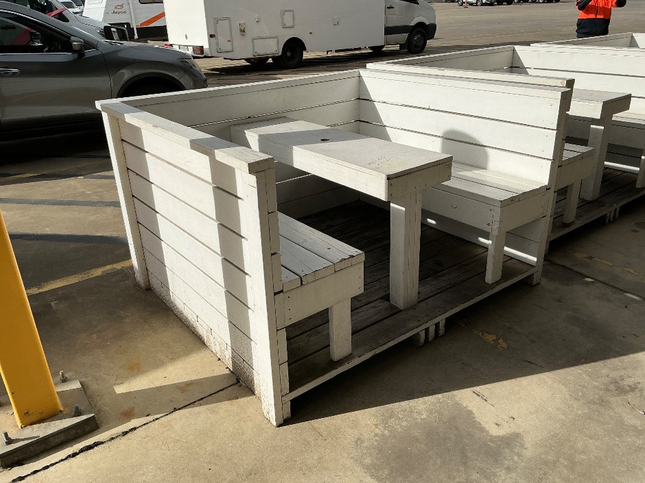Outdoor booth-style dining setting
