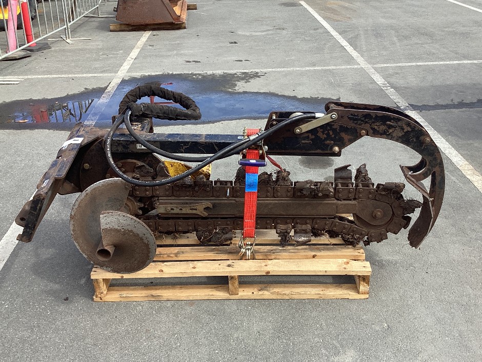 Digga Mini Loader Attachment - Trencher