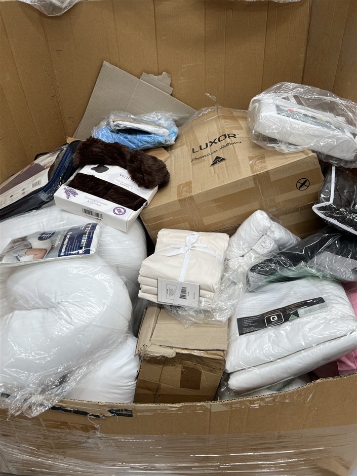 Pallet Of Assorted Manchester; Incl. Quilts, Blankets, Pillows, Sheets & Mo
