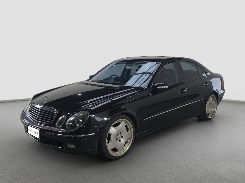 2004 Mercedes-Benz E-Class E320 Elegance Avantgarde. Petrol
