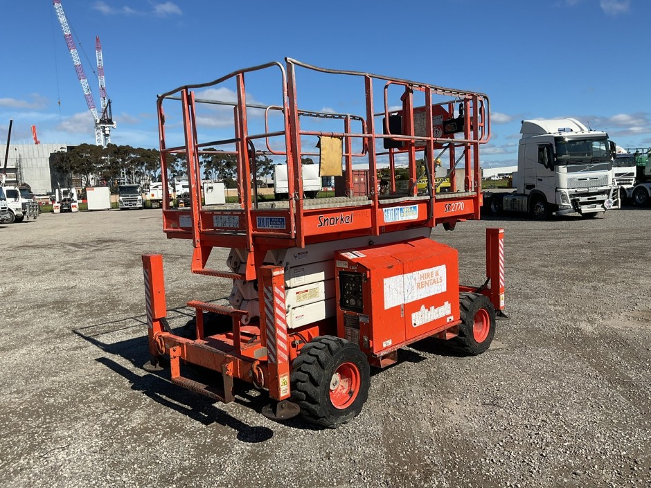 2004 Snorkel SRT2770 Scissor Lift