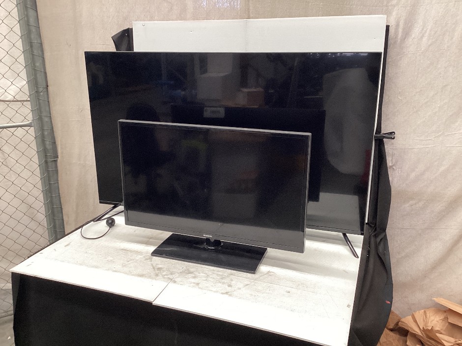 Samsung Flat Screen Television And CHIQ Flat Screen Television