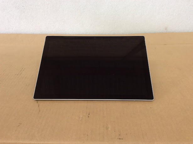 Microsoft Suface Pro 1796 Laptop i5-8350U 8GBRAM/256GB