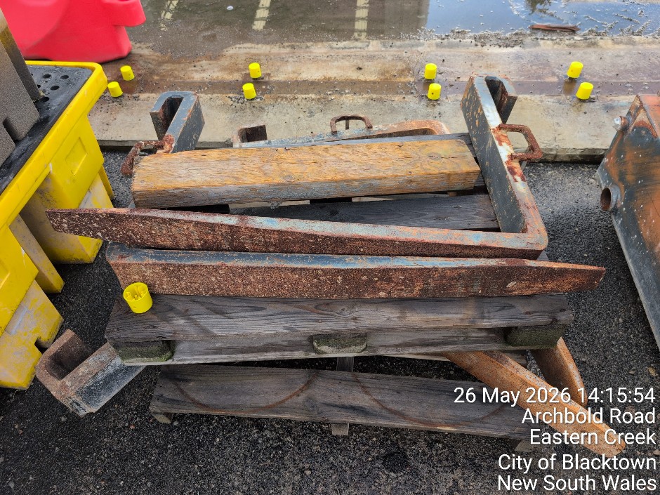 FORKS (TELEHANDLER) (Site ID: 223)