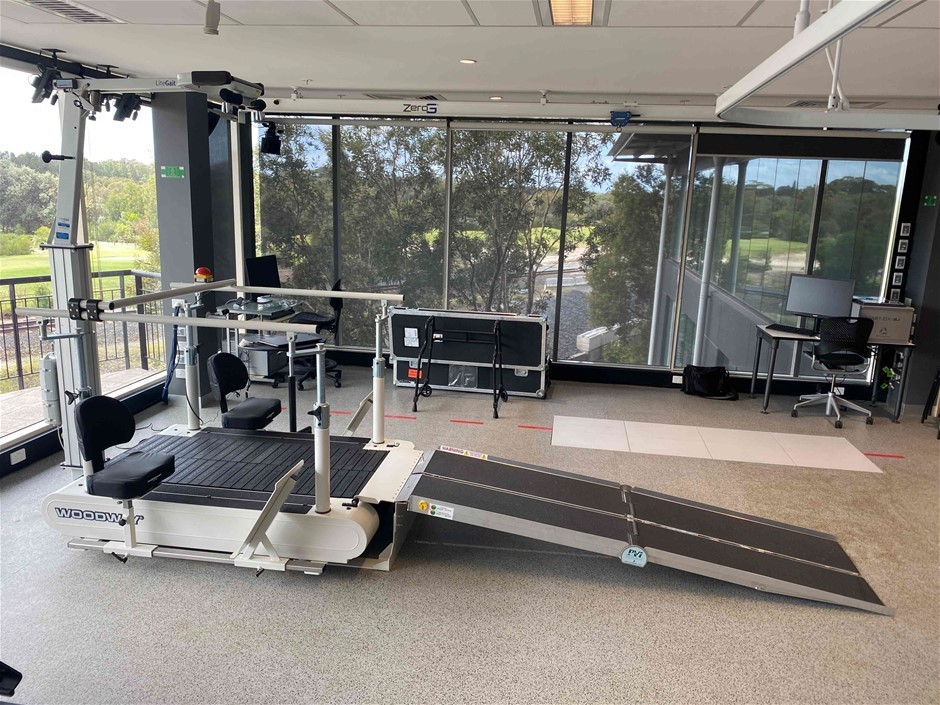 <p>Woodway Splitbelt Treadmill</p>