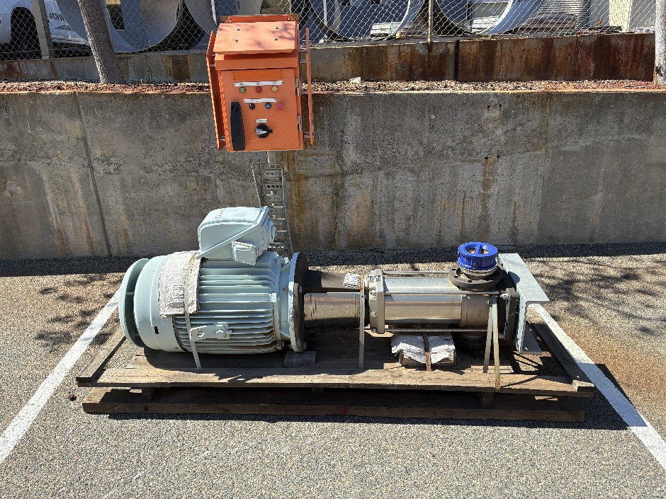 <p>TECO MAXe Mining 3-Phase Induction Motor</p>
