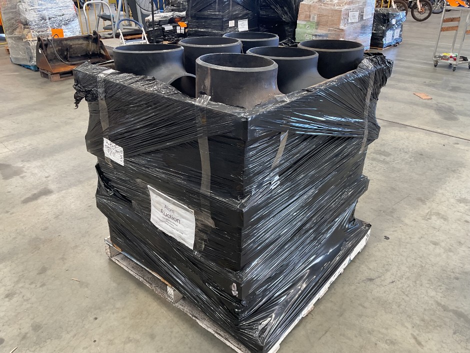 Large Black Pipe End Caps / Pipe Fittings – Pallet of 6