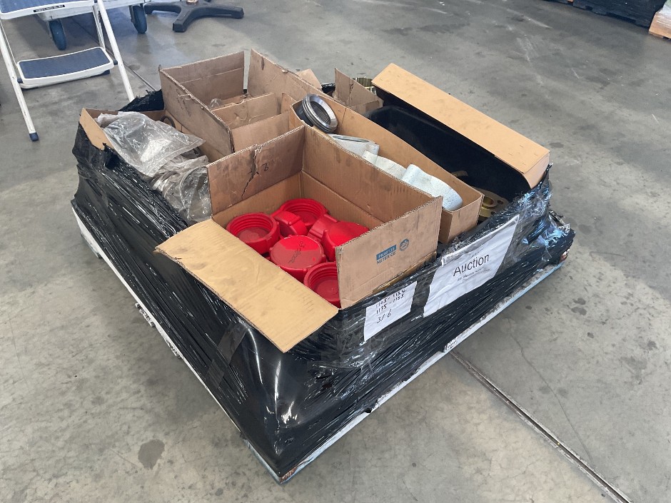 Mixed Pipe Fittings and Flanges Job Lot