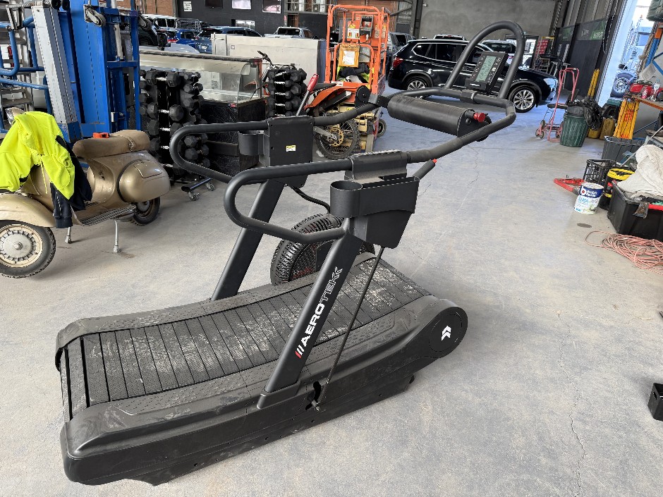 Sled Treadmill (Curved Non Motorised)