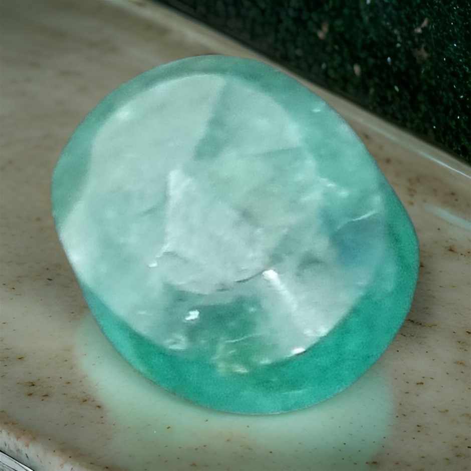 9.80 CARAT NATURAL GREEN EMERALD GEMSTONE