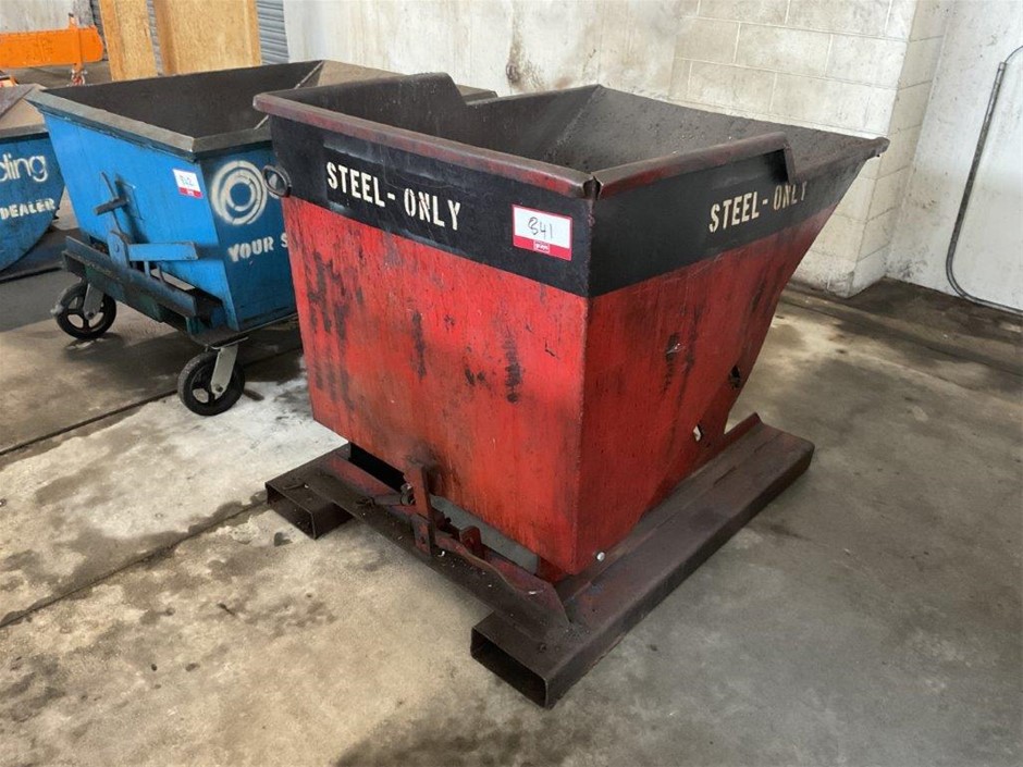 Steel Self-Tipping Scrap Bin