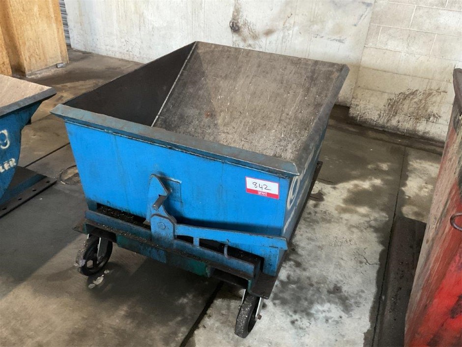 Steel Self-Tipping Scrap Bin