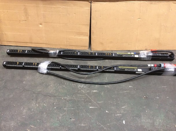 Geist MU3302Q Rack-Mount PDU (Lot of 2)