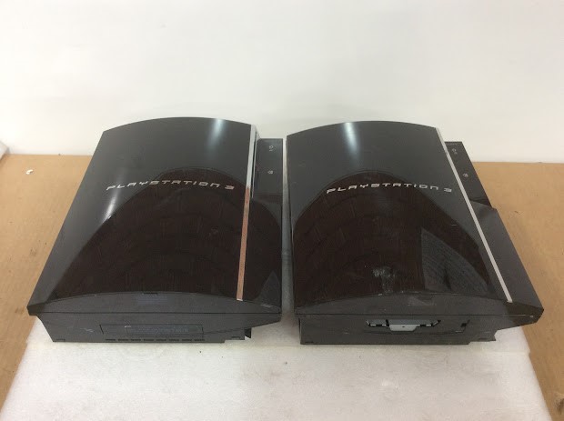 Sony PlayStation 3 CECHA00&CECHK02 Console (Lot of 2)
