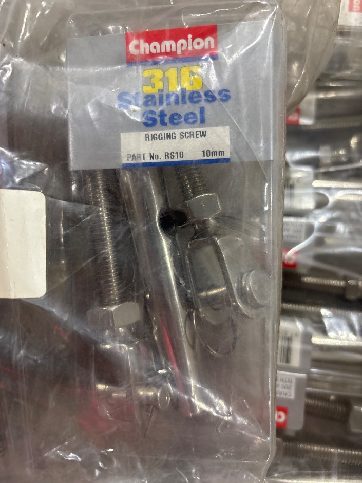 <p>Quantity Of Champion Rigging Screws</p>