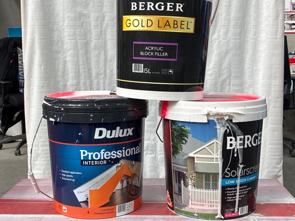 3 x Tubs 15lt Assorted Paint