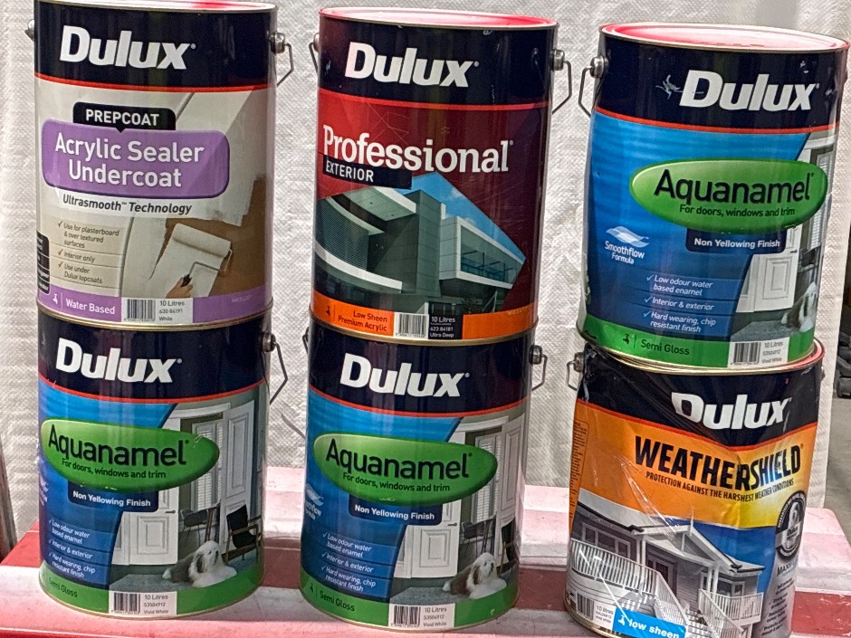 6 x Tubs 10lt Assorted Paint