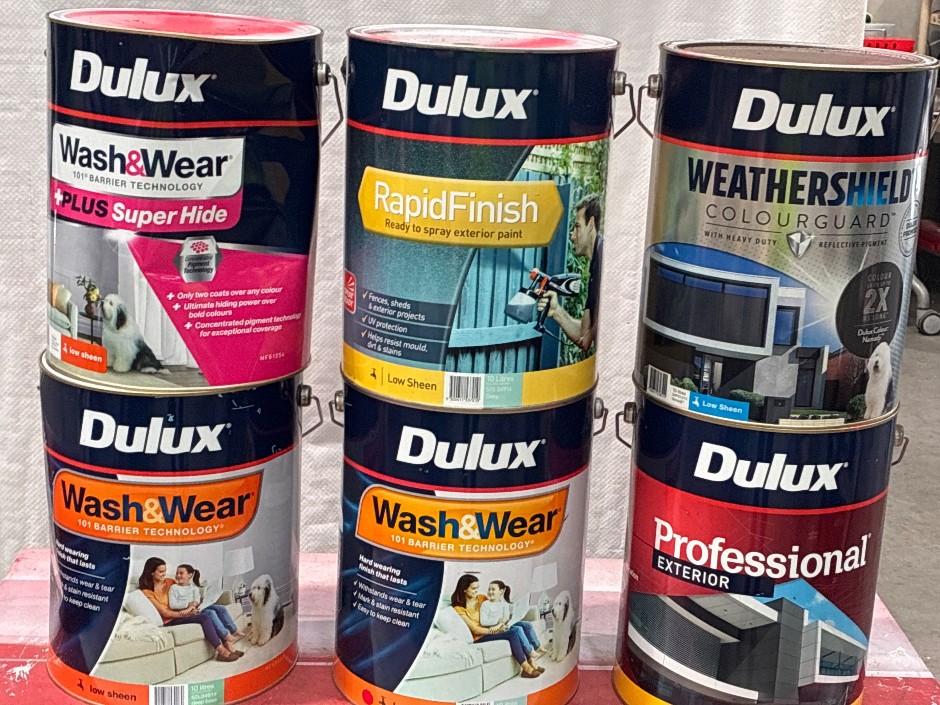 6 x Tubs 10lt Assorted Paint