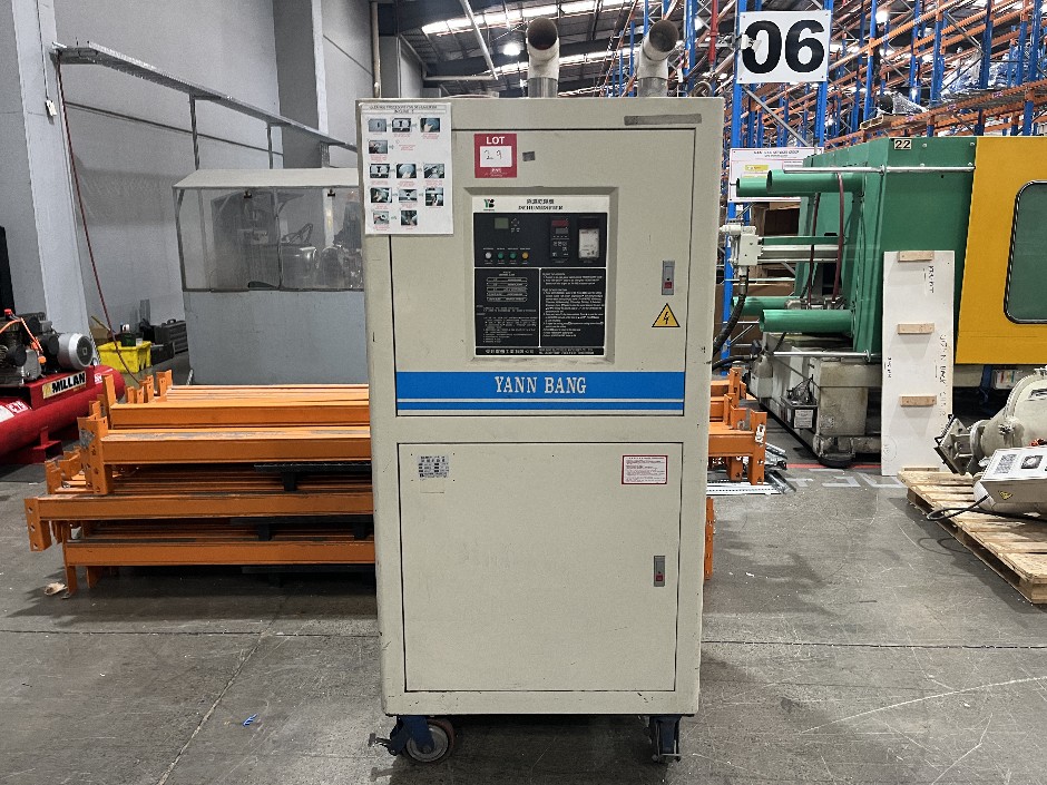 <p>Dehumidifier Yang Bang</p>