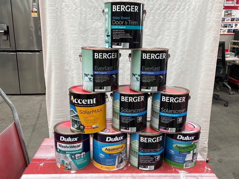 36 x Assorted 4L Dulux Professional Paint Tins