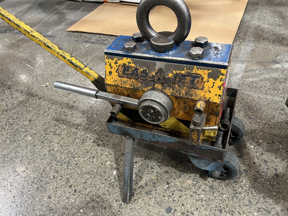 Permanent Magnetic Lifter
