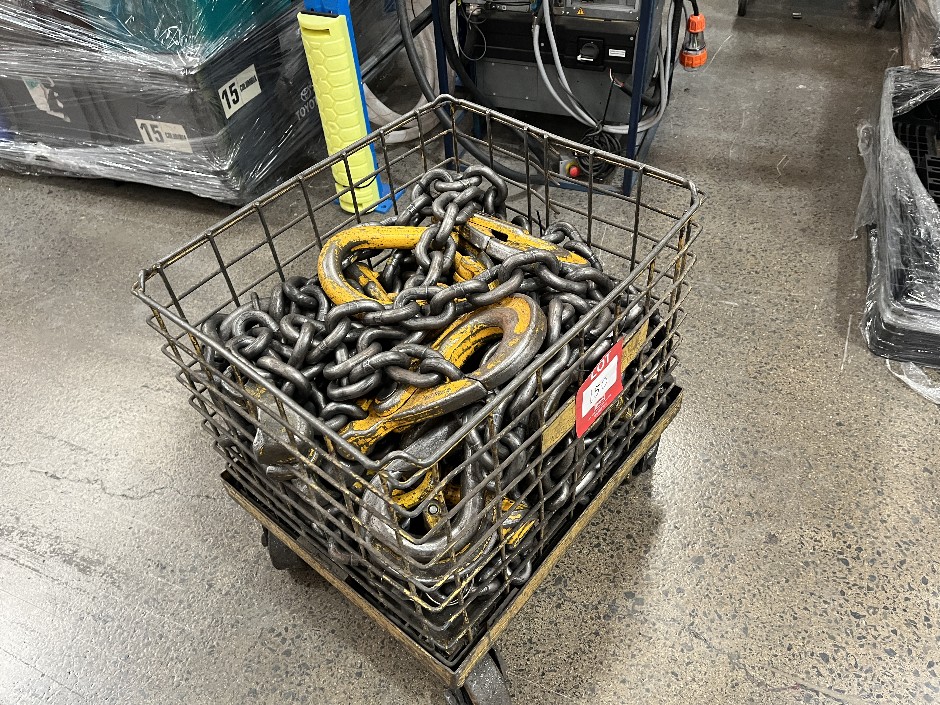<p>Mobile Stillage of Assorted Lifting Chains</p>