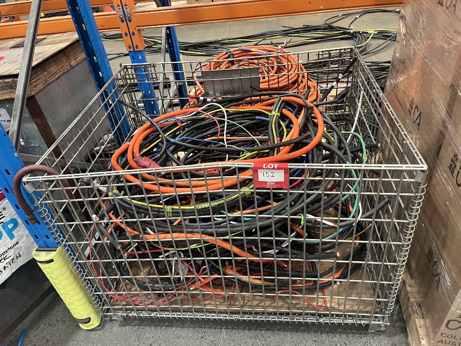 <p>Stillage of Assorted Cables</p>