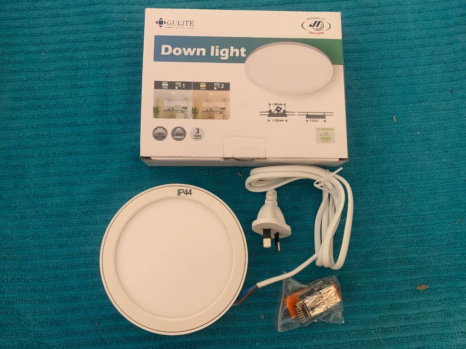 15 x Gulite 9W LED Down Lights, 9W (Unused)