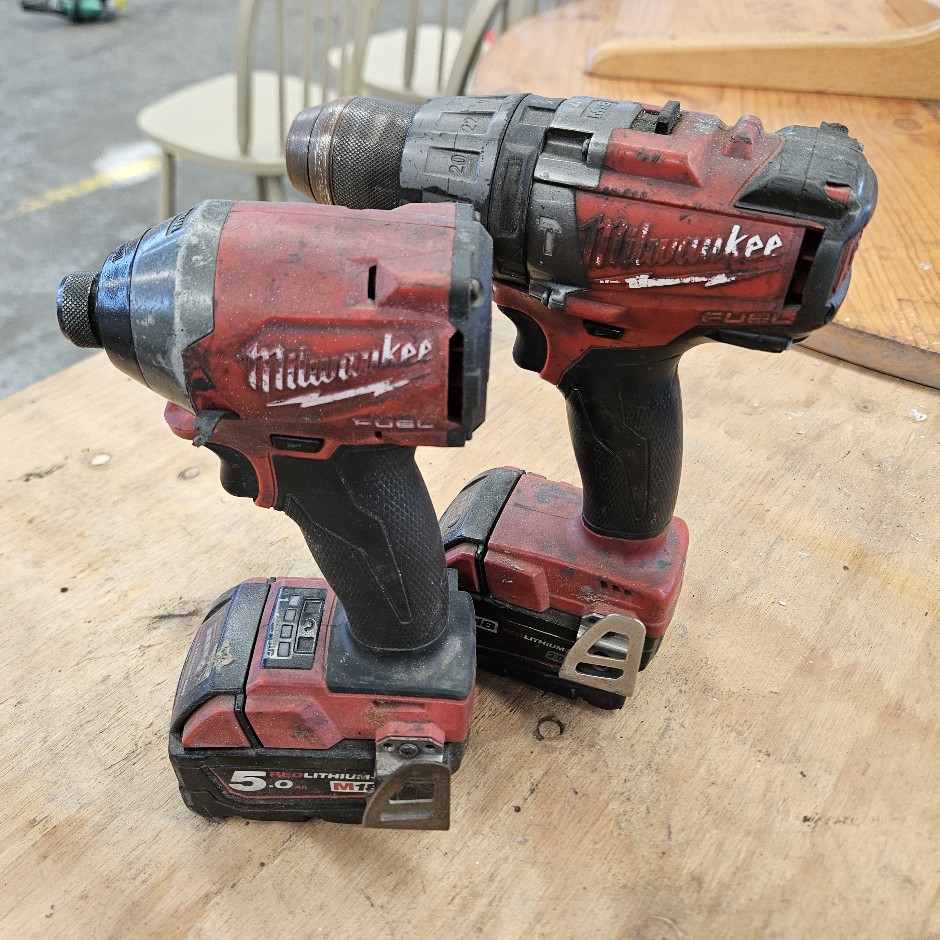<p>MILWAUKEE 18V Brushless</p>