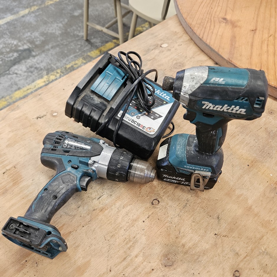 <p>MAKITA 18V 2 Piece Combo Kit</p>