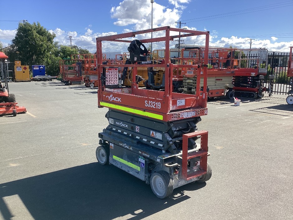 2021 Skyjack SJ3219 Electric Scissor Lift