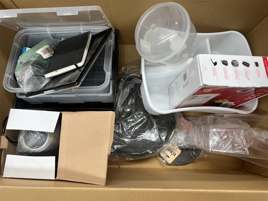12 x Assorted Home/kitchenware products. NB: Photo as is. Some Not in Origi
