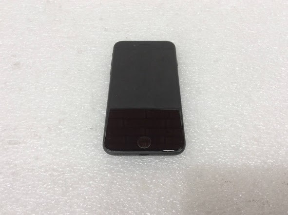 APPLE IPHONE 8 (A1863) Phone 64GB