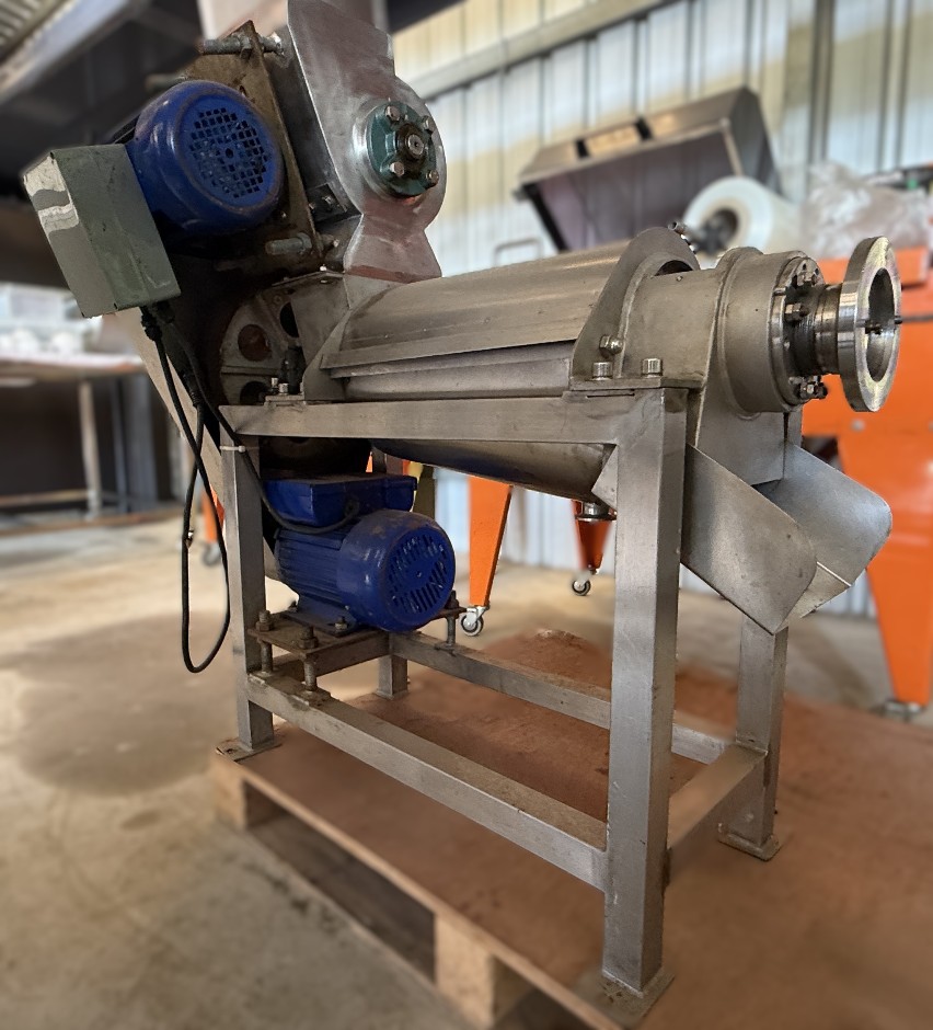 Industrial Grade Juicer - Banjup