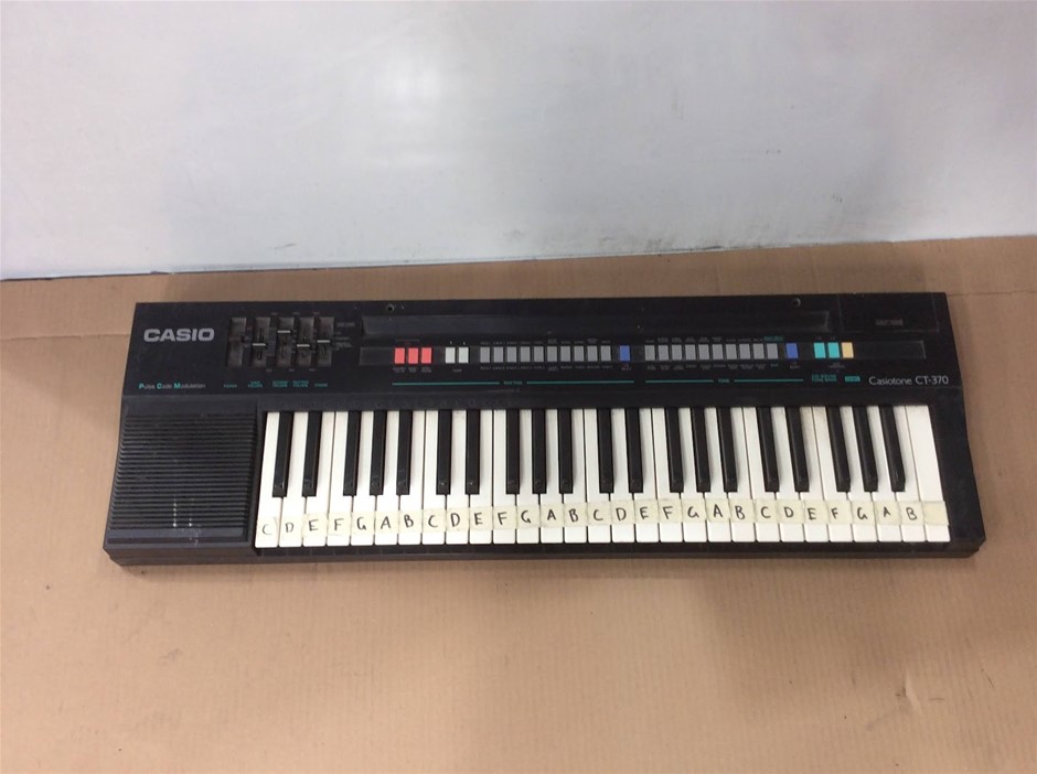 Casio Casiotone CT-370 Electronic Keyboard