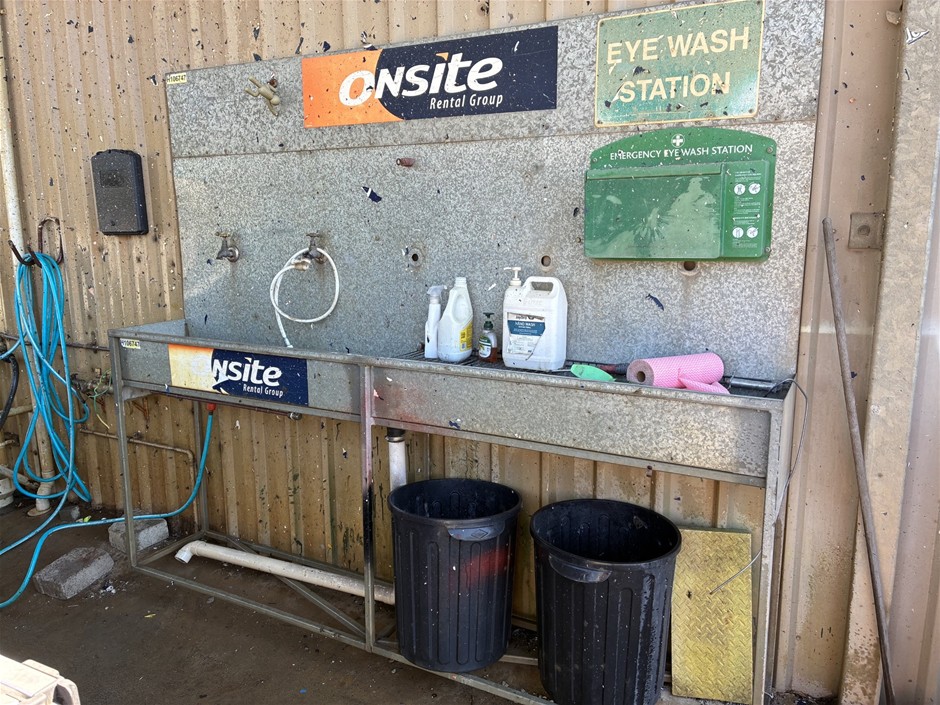 HEQ Wash Trough - External - Burleigh Heads