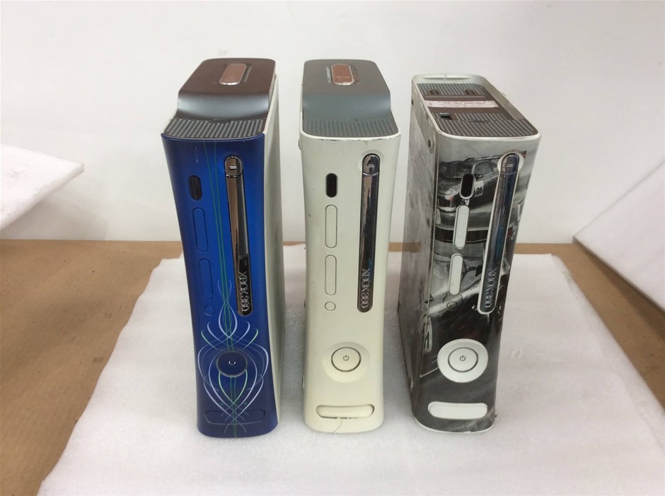Microsoft Xbox 360 Console (Lot of 3)
